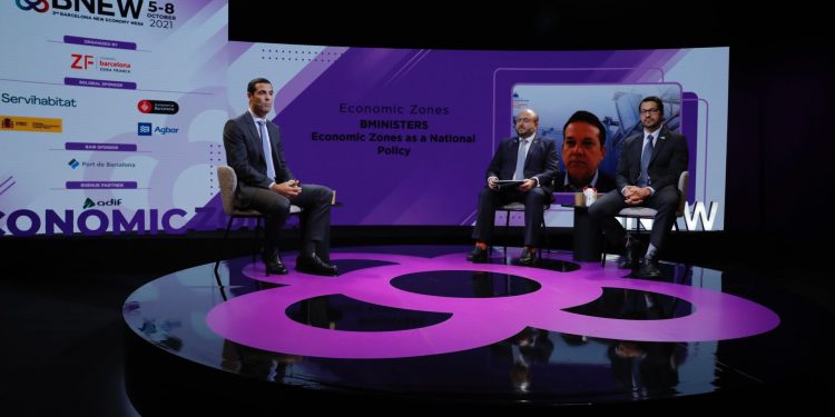 Mineco destaca recuperación económica y nuevas fuentes de ingresos para los guatemaltecos en la BNEW, en España