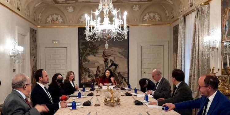 Guatemala y España fortalecen relaciones económicas