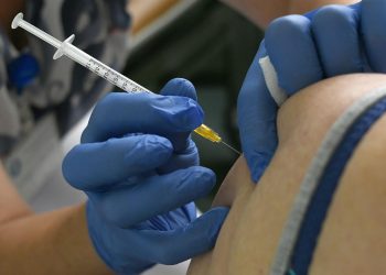 La CIDH pide facilitar acceso a las vacunas contra COVID-19 como bienes públicos