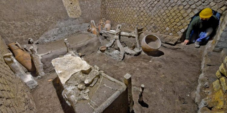 Pompeya descubre la habitación de una familia de esclavos bien conservada