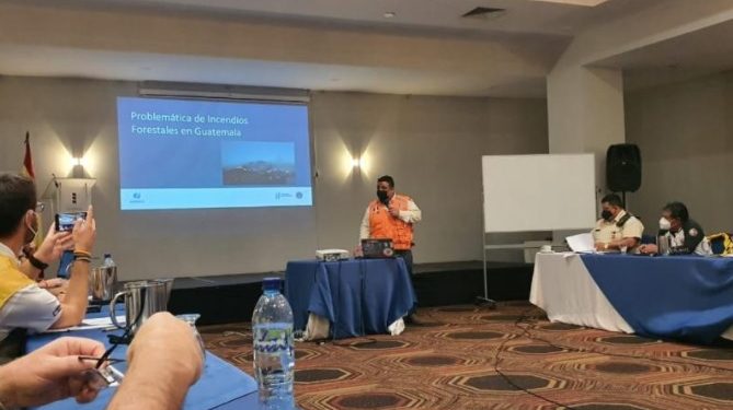 Capacitación sobre causas de incendios forestales