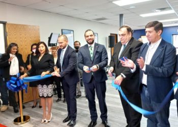 Inauguran centro de impresión de pasaportes en Consulado de Guatemala Dallas, Texas