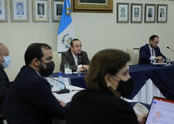 Cuarta reunión del año del presidente Alejandro Giammattei con autoridades del Minex.