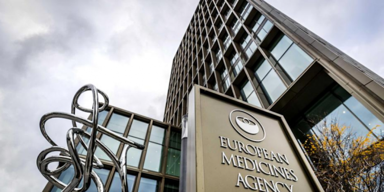 EMA concluye evaluación de anticuerpos monoclonales de Lilly contra COVID-19