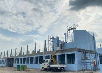 Supervisan avances de escuela bicentenario en Escuintla