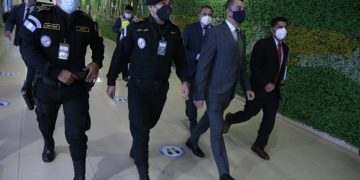 Efectúan supervisión antinarcótica en el Aeropuerto Internacional La Aurora