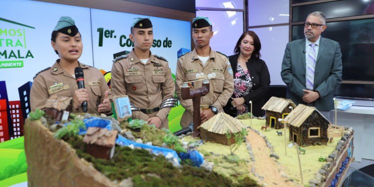 Jóvenes guatemaltecos son reconocidos como Héroes del Ambiente