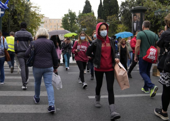 Grecia bate récord de contagios de covid por segundo día consecutivo