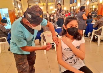 Ejército efectúa jornada de vacunación de menores en Guardia de Honor y Mariscal Zavala