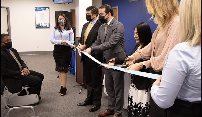 Inauguran centro de impresión de pasaportes en Columbus, Ohio.