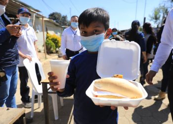 Inauguran comedor móvil en colonia La Bendicón, Bárcenas, Villa Nueva