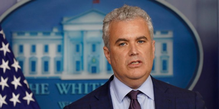 La Casa Blanca celebra “histórica” autorización de vacuna de Pfizer en niños