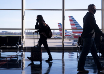 Viajeros del Reino Unido vacunados pueden entrar desde hoy en EE. UU.