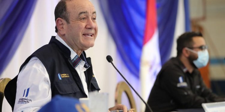 Presidente Alejandro Giammattei