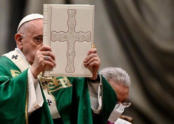 Papa anima a “abrir” el Humanismo cristiano al mundo y las culturas modernas