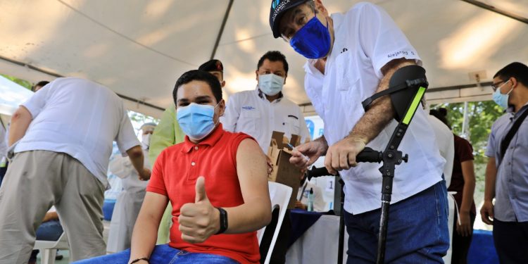 Presidente Alejandro Giammattei