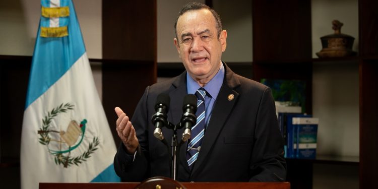 Presidente Alejandro Giammattei en el evento global 2021, “Transformaciones para una América Latina Hambre Cero”.