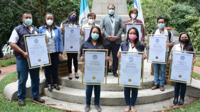 Reconocen labor de personal de salud que lucha contra el Covid-19