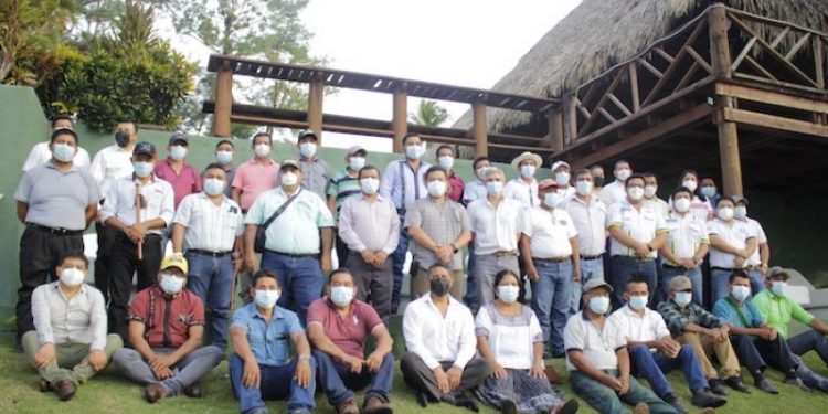 Dan seguimiento a proceso de consulta por extracción minera en Izabal