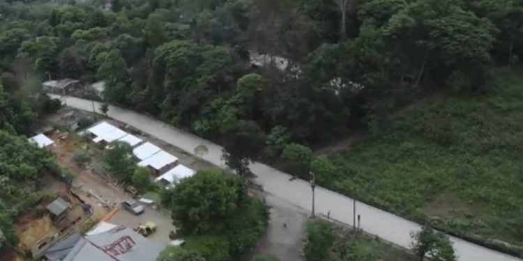 Por finalizar mejoramiento de camino rural en Santa Cruz Verapaz