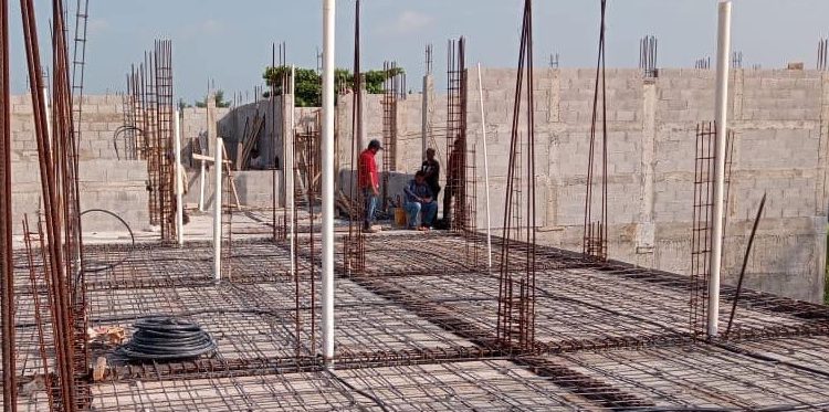 Gobierno mejora edificios escolares en Escuintla