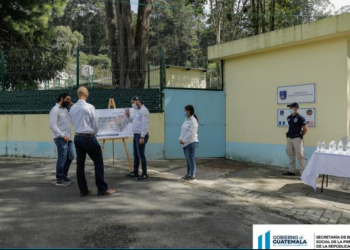Supervisan avances de construcción del Centro Especializado en Reinserción