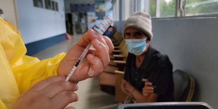 Casos de COVID-19 disminuyen 50 puntos porcentuales en San Marcos