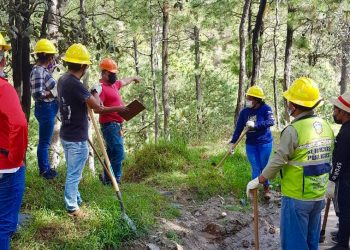 Brigada de Respuesta de Incendios Forestales de Momostenango se prepara para atender incidentes