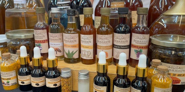 Emprendedores zacapanecos se benefician con feria impulsada por el Gobierno