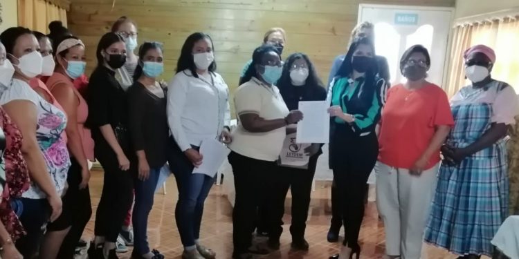 Socializan propuesta de ley de desarrollo económico de las mujeres