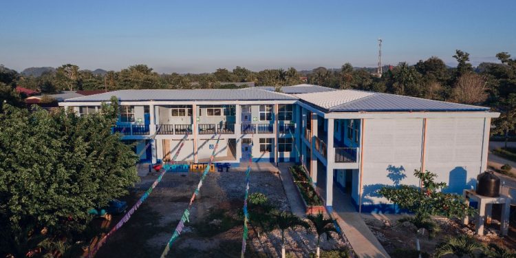 Mejores instalaciones para estudiantes del ciclo básico en Chahal