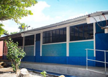 Supervisan mejoramiento de escuela en Retalhuleu