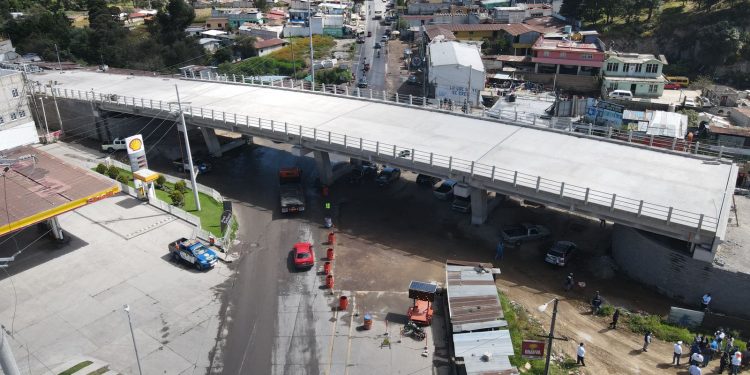Paso a desnivel en Totonicapán muestra un avance del 65 %