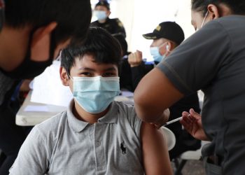 Ministerio de Salud administra 9.5 millones de dosis contra el coronavirus