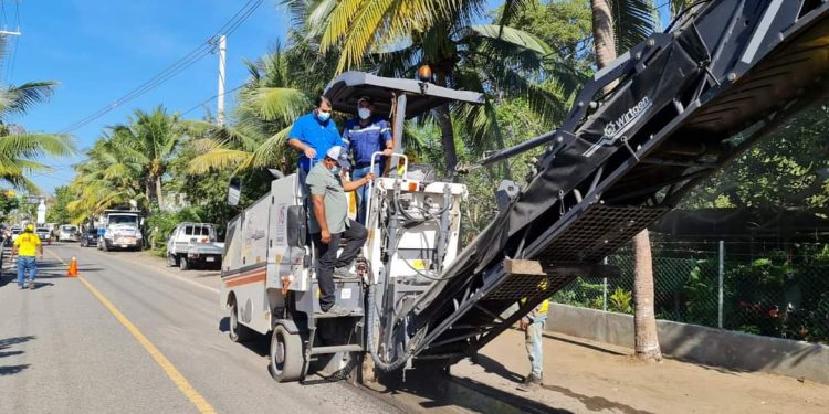 Covial comienza reparación de ruta entre Iztapa y Chiquimulilla