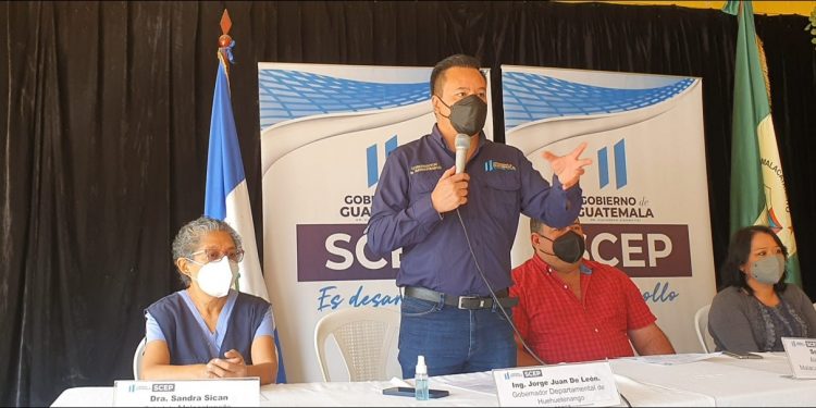 Inauguran jornada móvil de servicios integrados en Malacatancito