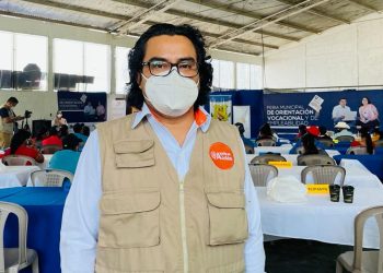 Jóvenes de Jocotán se benefician con feria de orientación vocacional y empleabilidad