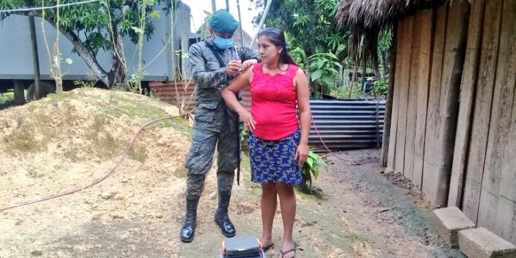 Avanzan jornadas de vacunación contra COVID-19 en los departamentos
