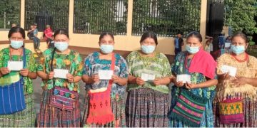 Mides acredita pago del Bono Social en Alta Verapaz