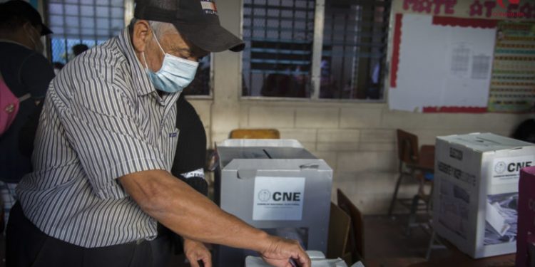 Más de 5 millones de hondureños están convocados a las urnas