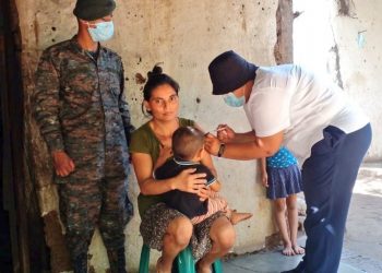 Gobierno mantiene estrategias para facilitar acceso a la vacuna contra el COVID-19