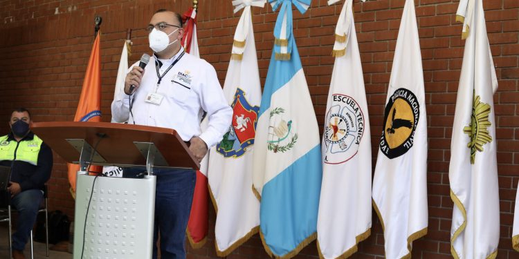 Cuerpos de socorro y entidades de gobierno lanzan el Plan Belén 2021