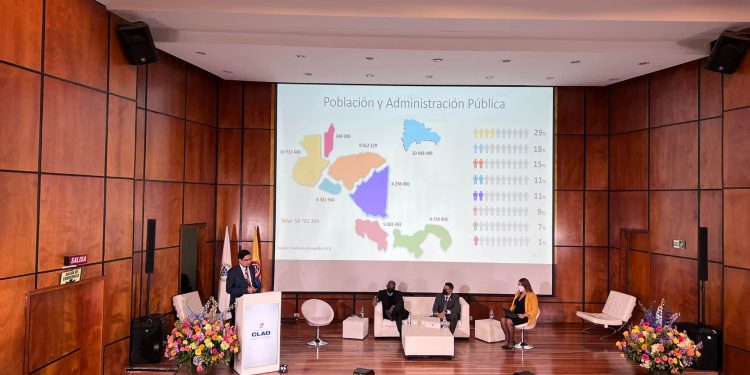 Guatemala resalta el teletrabajo durante congreso en Colombia