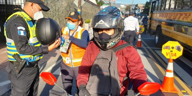 Llaman a unir esfuerzos para disminuir la siniestralidad vial