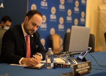 Canciller Pedro Brolo es elegido presidente de la 51 asamblea de la OEA