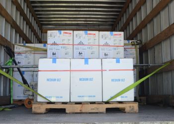 Dos mil casos activos de coronavirus cuando avanza la vacunación a niños y adolescentes