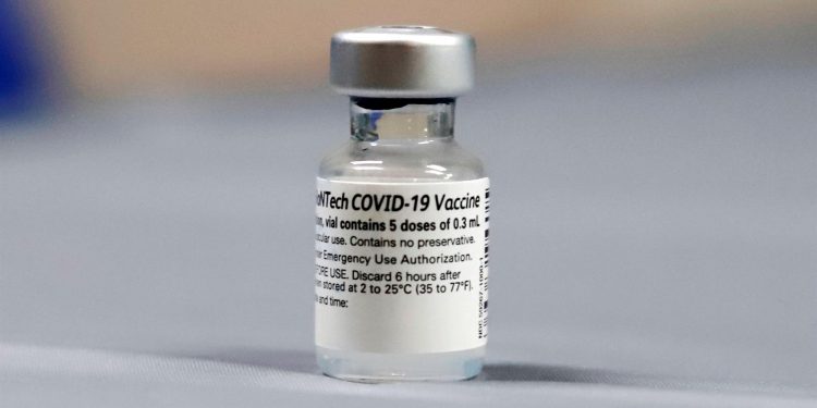 Empresas en Puerto Rico con 50 o más empleados obligadas a exigir vacunación