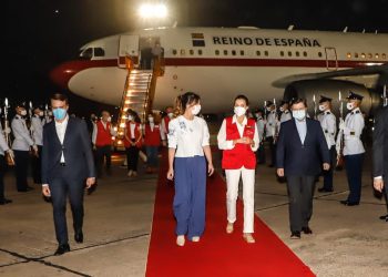 La reina Letizia llega a Paraguay para subrayar importancia de la cooperación