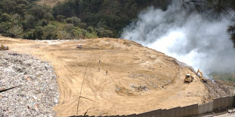 Investigan origen de incendio en vertedero de AMSA