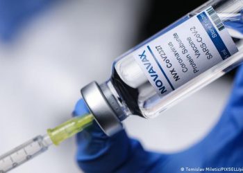 EMA respalda la licencia europea de la vacuna estadounidense Novavax